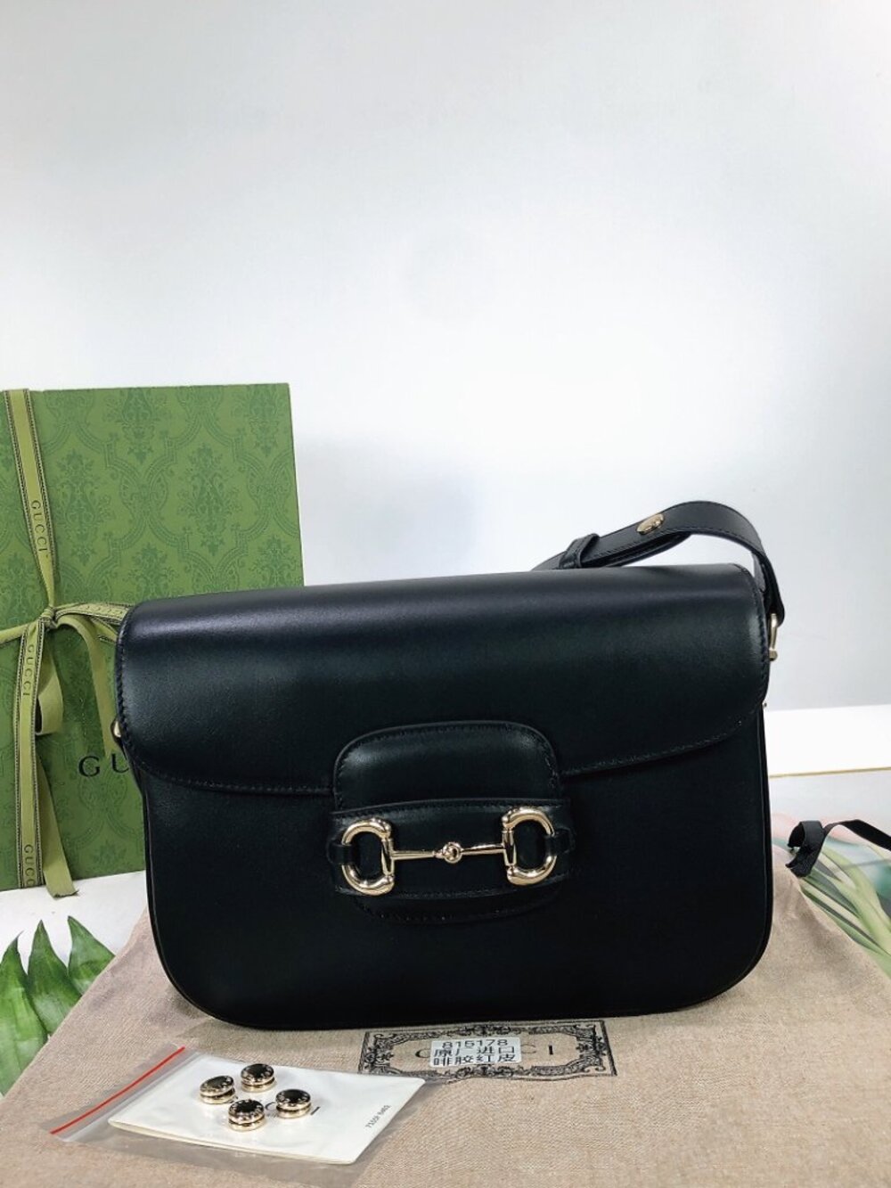 .Gucci Horsebit 1955 medium shoulder bag.